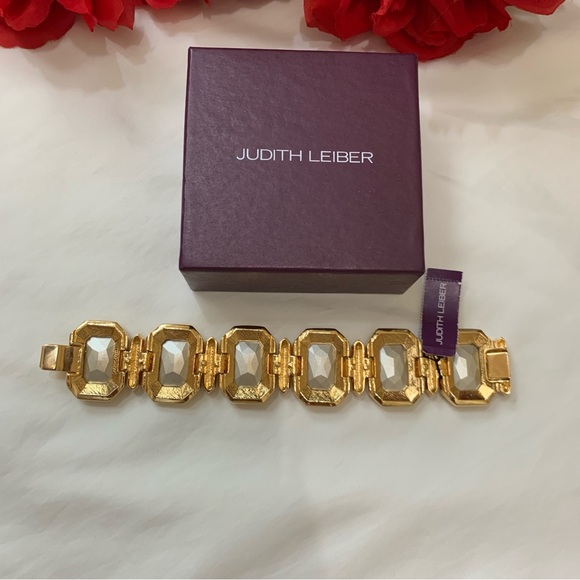 $595 Brand New Judith Leiber papaya gem bracelet - Picture 4 of 9